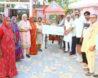 श्री राम प्रभात फेरी मंडल ने गौसेवा के लिए दिए 51 हजार रुपए 