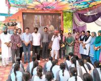 गांव सलेमगढ़ मसानी में ग्राम रथ अभियान के तहत जनकल्याणकारी योजनाओं की दी जानकारी