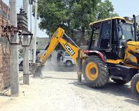 Amritsar Bulldozer Action: नई विकसित हो रही 2 अनाधिकृत कॉलोनियों पर चला पीला पंजा