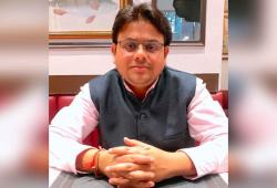 पूरे राजस्थान में टॉपर नरेंद्र अग्रवाल को राज्यपाल करेंगे गोल्ड मेडल देकर सम्मानित