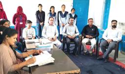 माखोसरानी में डॉ. सिद्धांत आहुजा ने बताए  महिलाओं में सर्वाइकल कैंसर के प्रमुख कारण 