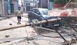 Aandhi ka Kahar: पेड़ टूटकर रास्तों पर गिरे, पोल टूटे, बिजली आपूर्ति रही बाधित 