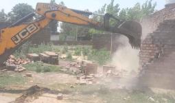 औरंगाबाद में अवैध कब्जों पर चलाया पीला पंजा