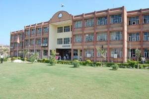 सौर ऊर्जा अपनाने वाला एमएम प्रदेश का पहला विवि