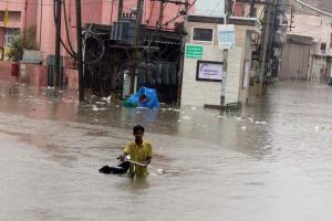 मूसलाधार बारिश से भटिंडा में बाढ़ जैसे हालात , पानी में करंट से एक की मौत