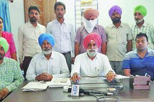 रिश्वत लेता पटवारी रंगे हाथ गिरफ्तार