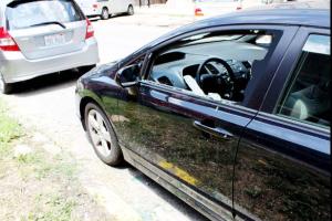 पार्किंग के वक्त कारों के शीशे थोड़े खुले छोड़ दें