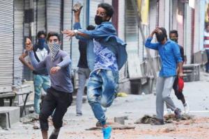 श्रीनगर: लोगों की भीड़ ने DSP मोहम्मद अयूब को उतारा मौत के घाट