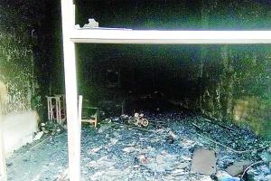 कारीगर ने दुकान में लगाई आग, काबू