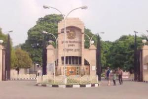 बी फार्मेसी के लिए आवेदन में एक सप्ताह और