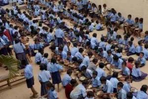 सुप्रीम कोर्ट के आदेशों के बाद भी नहीं दी मिड-डे-मील की जानकारी, विभाग ने दिखाई सख्ती