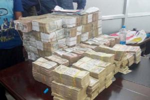 फाइनेंस मिनिस्ट्री की रिपोर्ट के अनुसार सालभर में 562 Cr की ब्लैकमनी जब्त