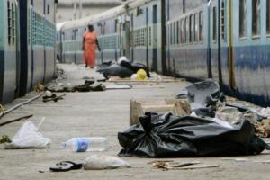रेलवे में गंदगी का आलम