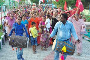पटियाला में 51,365 दर्शकों ने देखी ‘जट्टू इंजीनियर’