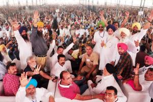 ट्रक आॅपरेटरों के निशाने पर रहे कैप्टन अमरिन्दर