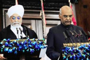 कोविंद बने 14वें राष्ट्रपति, हिंदी में ली शपथ