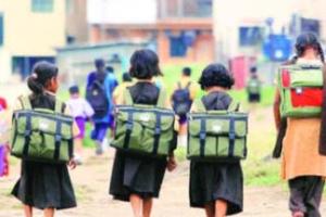 ग्रीष्मकालीन अवकाश खत्म, सरकारी स्कूलों में लौटी रोनक