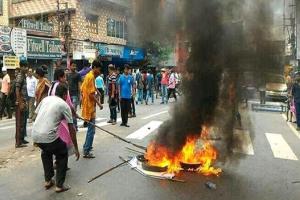 पश्चिम बंगाल: बशीरहाट में फिर भड़की हिंसा