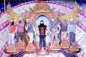 स्टेज पर Dr. MSG की धमाकेदार एंट्री