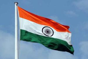 एयरपोर्ट पर निरंतर लहराएगा 108 फीट का तिरंगा झंडा