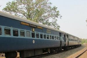 हमसफर एक्सप्रेस को सुपरफास्ट ट्रेन का होगा दर्जा प्राप्त