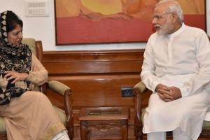 कश्मीर मामले पर बोली महबूबा, ‘मोदी निकाल सकते हैं स्थायी समाधान’