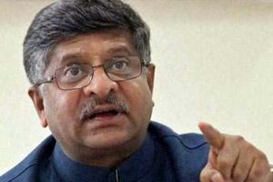 एससी एसटी मामले में पुनर्विचार याचिका दायर करेगी सरकार : प्रसाद