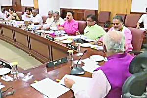 मेडीकल संस्थानों में तैनात चिकित्सक भी 65 की उम्र में होंगे रिटायर