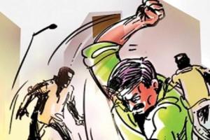 दिल्ली में 1500 रुपए के लिए खूनी खेल, परिवार पर हमला, एक की मौत