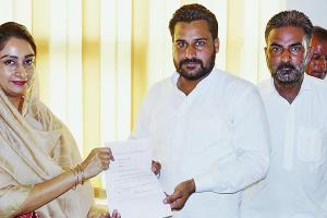 26 लाख रुपये की अनुदान राशि के स्वीकृति-पत्र