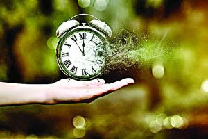 समय का मोल पहचानें, शक्ति क्षरण से बचें