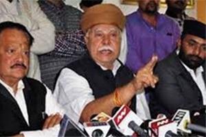 करणी सेना ने एससी/एसटी एक्ट के विरोध में सौंपा ज्ञापन