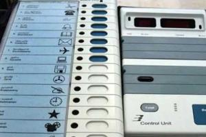 तूल पकड़ता जा रहा ईवीएम मशीनों की गड़बड़ी का मामला