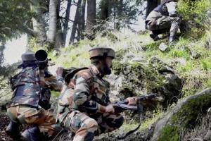 J&K: सोपोर में आतंकियों और सुरक्षाबलों के बीच मुठभेड़