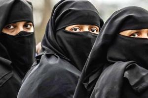 तीन तलाक पर रोक