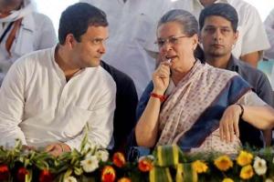 सोनिया-राहुल के बचाव में उतरे एके एंटनी, बोले- रक्षा सौदों में कभी नहीं किया हस्‍तक्षेप
