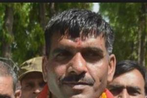तेज बहादुर का नामांकन रद्द