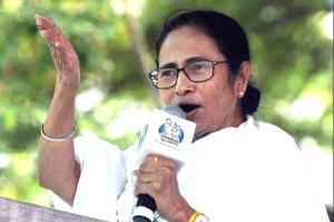 मोदी पर तंज: ममता बोलीं- भाजपा का बाबू जय श्रीराम कहता है, क्या उन्होंने एक भी राम मंदिर बनवाया