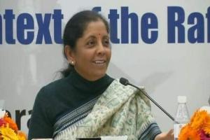 राज्य और केन्द्र मिलकर करे काम : सीतारमण