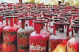 बिना सब्सिडी वाला गैस सिलेंडर 15.50 रुपए महँगा
