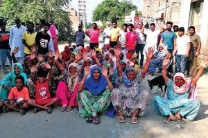 बठिंडा : पानी की समस्या से परेशान लोगों ने किया रामसरा रोड जाम