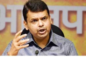 फडणवीस को समन जारी, चुनावी हलफनामे में छुपाए दो क्रिमिनल केस