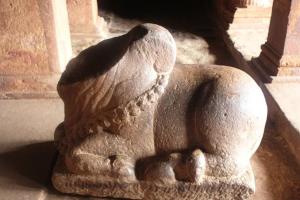 करनाल: 30 फीट की गहराई में मिली पौराणिक मूर्तियां