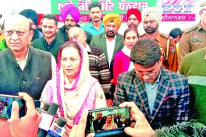 गुरदासपुर : कैबिनेट मंत्री ने शुरू करवाया रेलवे पुल का निमार्ण कार्य