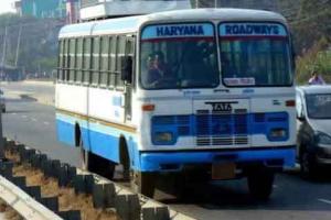 कर्मचारियों के विरोध के बीच किलोमीटर योजना बस सेवा शुरू