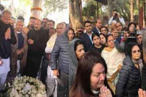 राजस्थान सीएम गहलोत चोपड़ा के अंतिम संस्कार में हुए शामिल