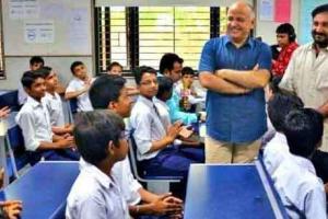 Delhi Assembly elections में स्कूल, शिक्षा और स्वास्थ्य पर हो बात: सिसोदिया