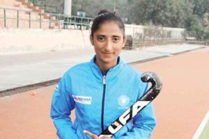 Tokyo Olympics-2020 के लिए लगे हॉकी कैंप का हिस्सा बनी आटो चालक की बेटी