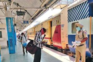 संगरूर से यूपी के आजमगढ़ के 166 निवासियों को किया रवाना