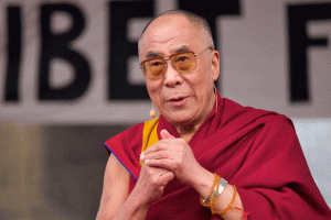 शांति और प्रसन्नता के प्रचारक दलाई लामा